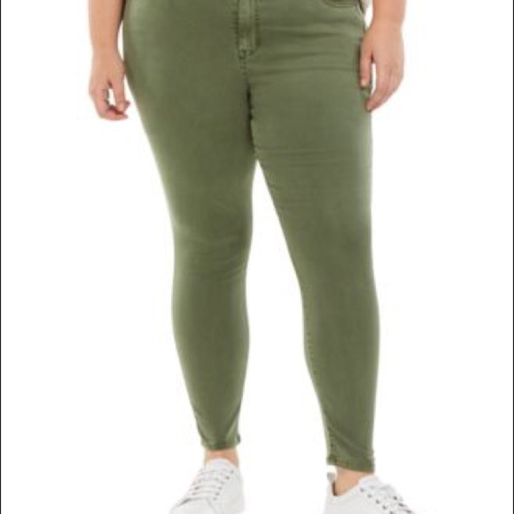 Celebrity Pink Women’s Green Denim Jeans NWT